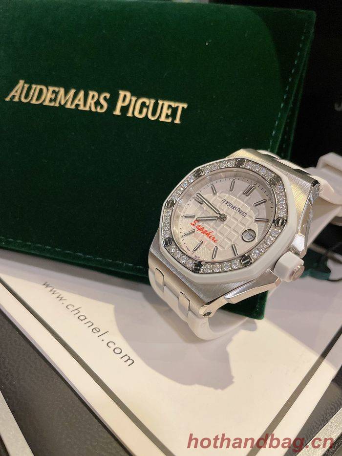 Audemars Piguet Watch APW00006